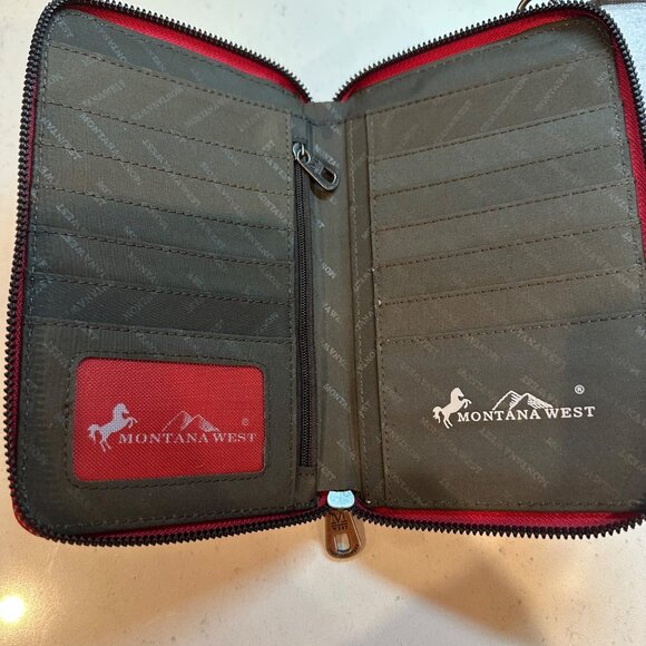 Montana West Red Leather Alligator Pattern Crossbody Wallet With Strap - Picture 4 of 11